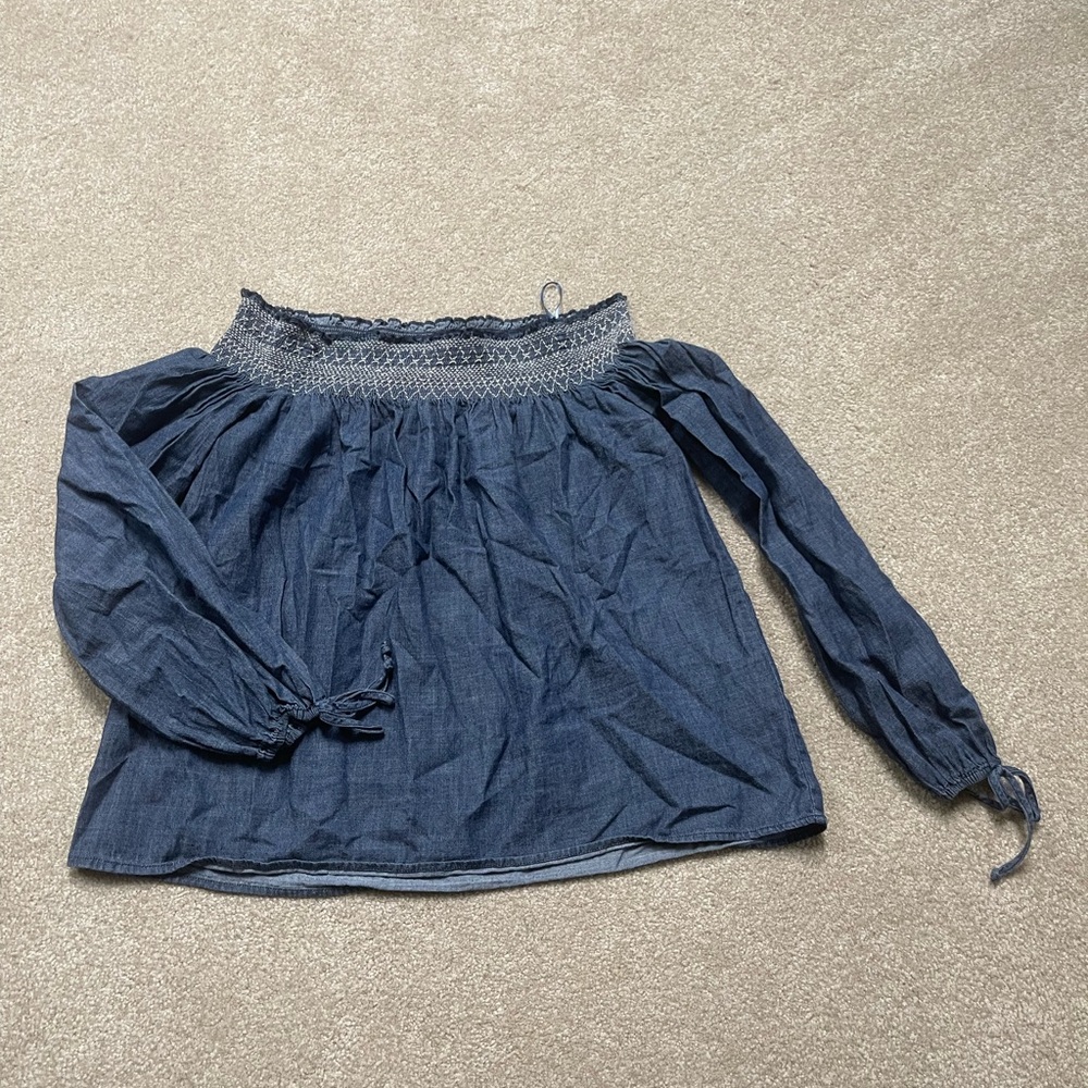 Abercrombie off the shoulder blouse shirt, size small